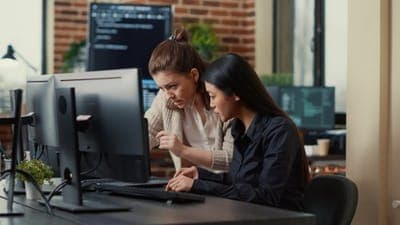 💻 Hackathon Femenina: MACH y Bci abren convocatoria