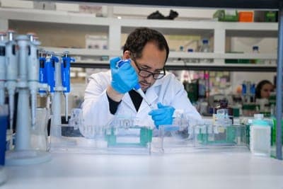 🧬 Aquit busca reemplazar el uso de antibióticos en la industria salmonera