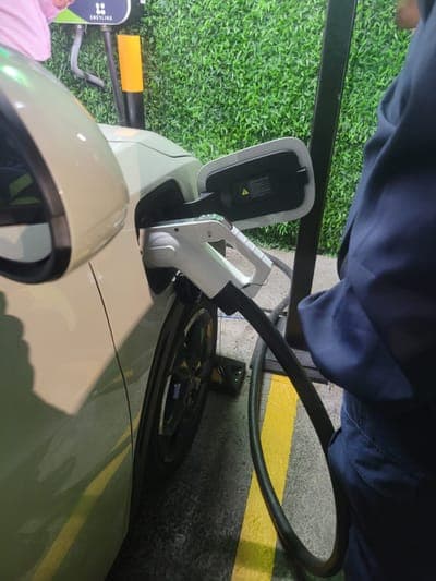⚡ City Energy abre electrolinera pública y planea expansión
