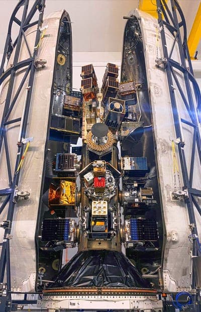 📚 Platzi lanzó su primer satélite de la mano de SpaceX