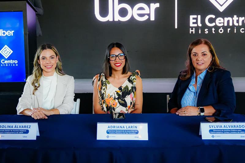 🚀 🚗 Uber y APLAN establecen puntos de abordaje oficiales en el Centro Histórico de San Salvador