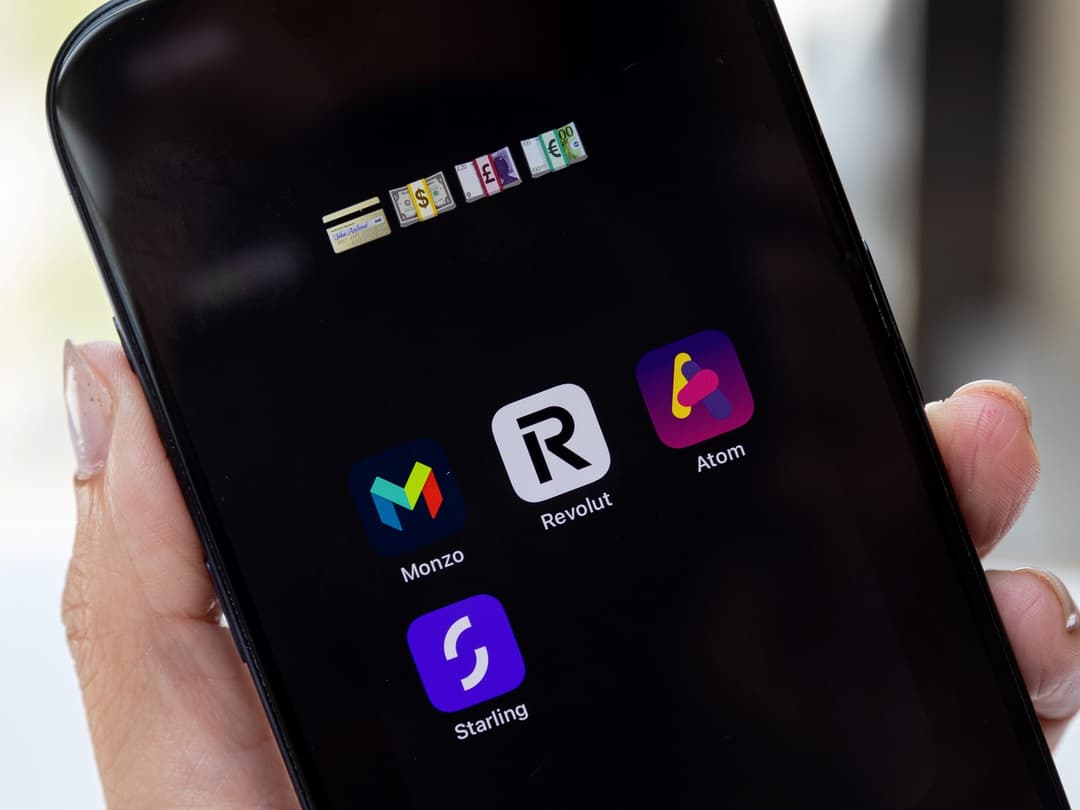 🌎 🏦 Neobancos Mercado Pago y Revolut buscan licencia bancaria en Argentina