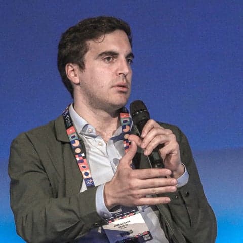 🚀 🏦 Cobre procesa US$17.000 millones y recibe licencia de compañía de financiamiento