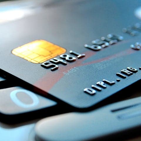 🚀 PayJoy y Pomelo expanden solución con tarjetas a Colombia
