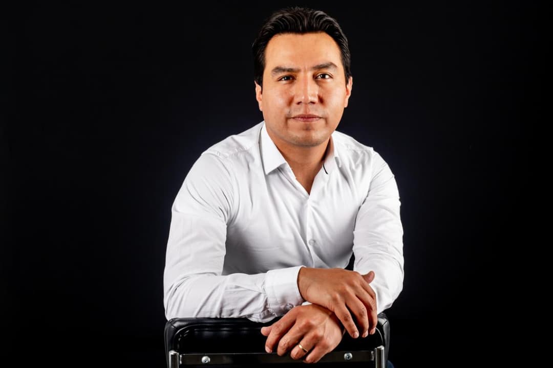 💳 Francisco León y Rebill facilitan pagos multimoneda en Latinoamérica