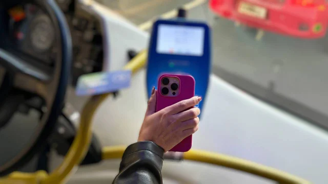 🌎 📱 MODO permite pagar colectivos con QR desde el celular