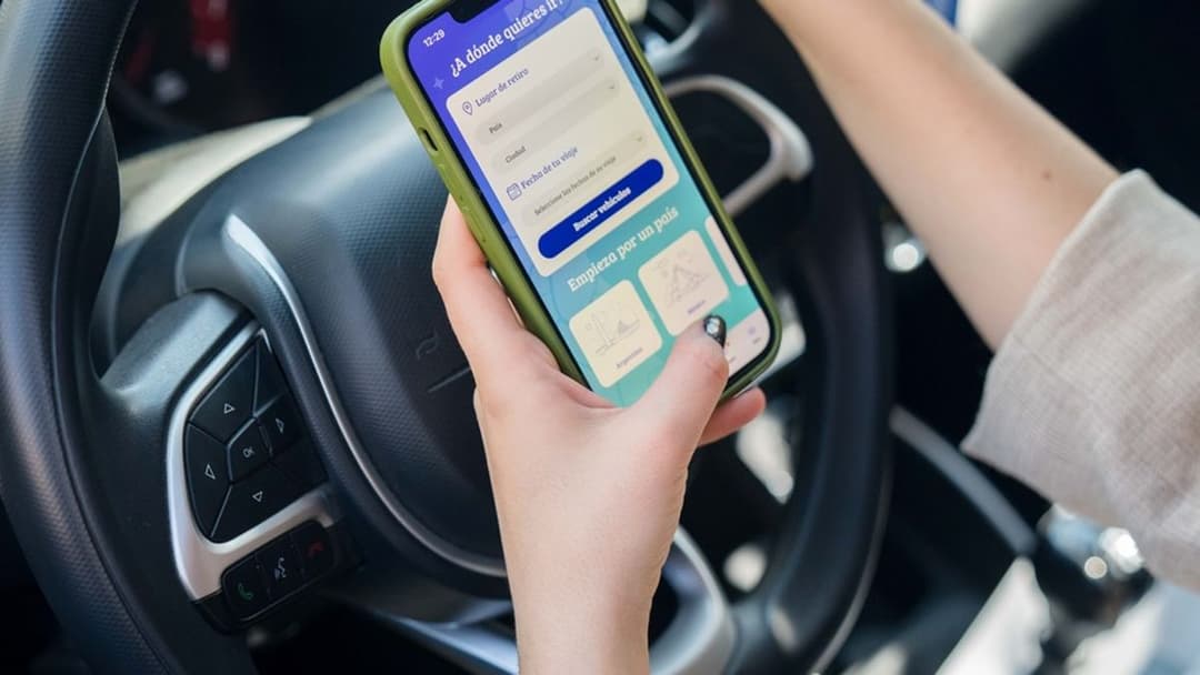 🚀 🚗 Rentennials y Ensuro lanzan seguro digital para alquileres entre particulares