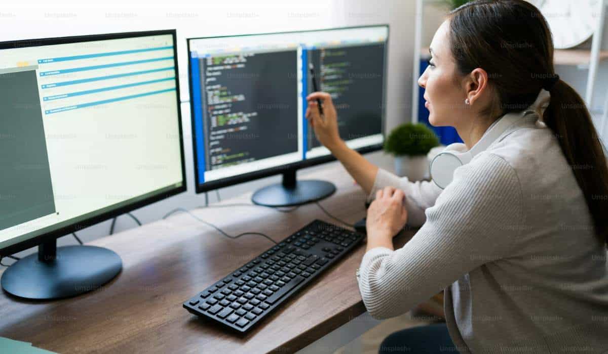 🚀 📈 Contratación de colombianos por empresas extranjeras creció 49% en 2025, según Deel