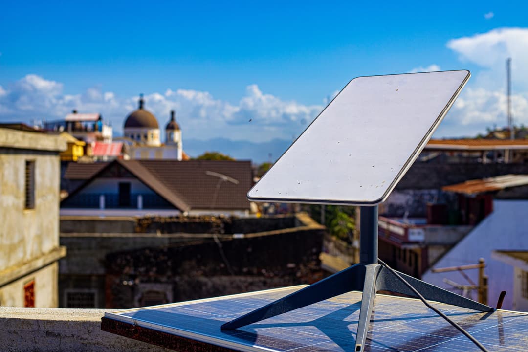 🚀 🛰️ Starlink transforma la conectividad en Haití a pesar del caos regulatorio y el contrabando