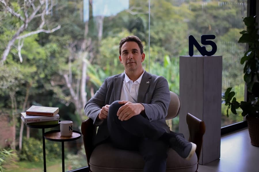 🤖 N5 impulsa la eficiencia bancaria con IA y expande operaciones en México