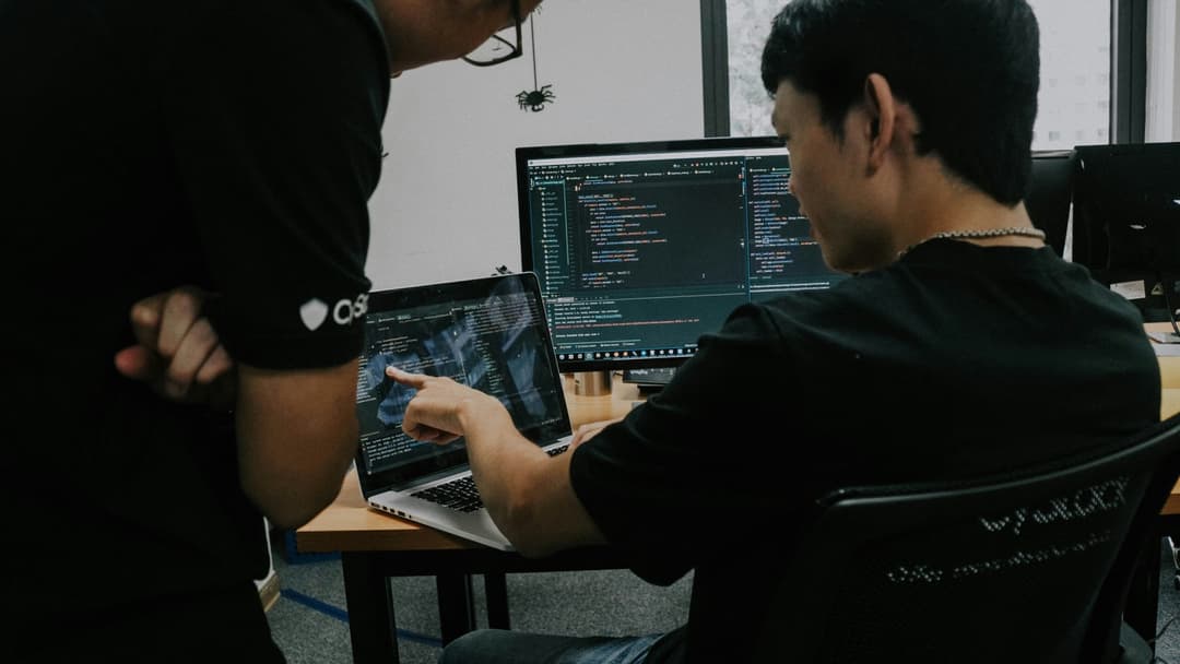 🚀 Stefanini impulsa estrategia "AI-First" y certificará a 3,000 consultores en IA