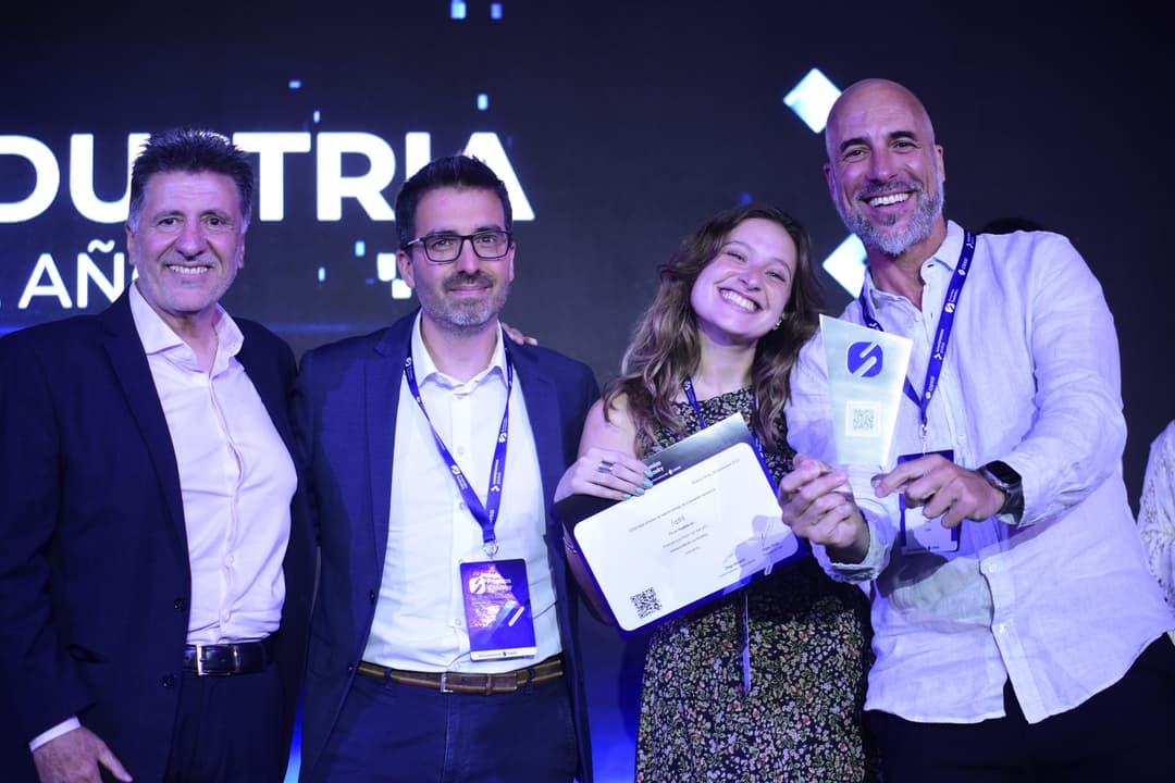 🚀 q99 elegida Startup del Año con el Premio Sadosky 2025