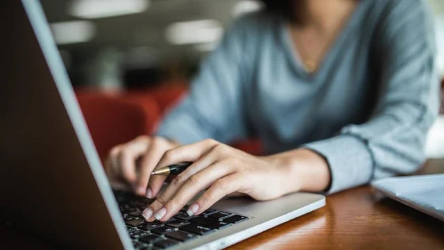 🚀 Coderhouse lanza Coder 4.0 con IA para empresas