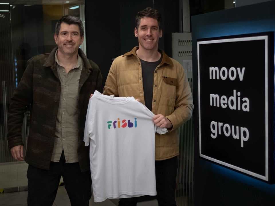 🤝 Moov Media Group adquiere a Frisbi para potenciar influencer marketing en LATAM