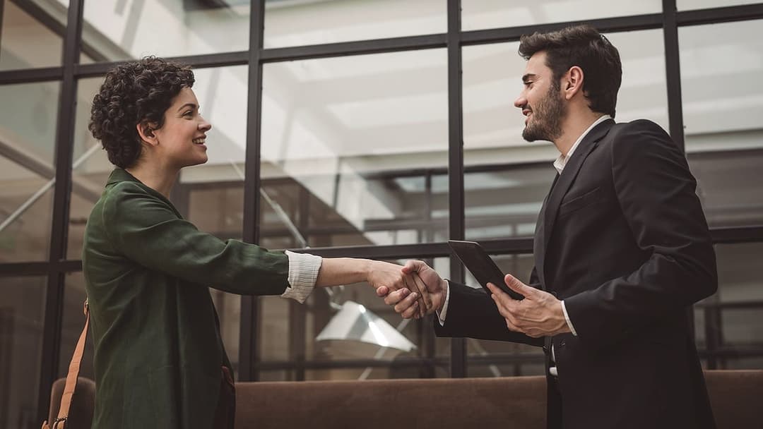 🚀 Davivienda y Seguros Bolívar abren convocatoria de Social Skin para jóvenes emprendedores