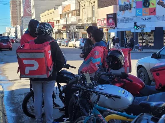 🚀 🛵 PedidosYa: más repartidores pero menos pedidos en Comodoro