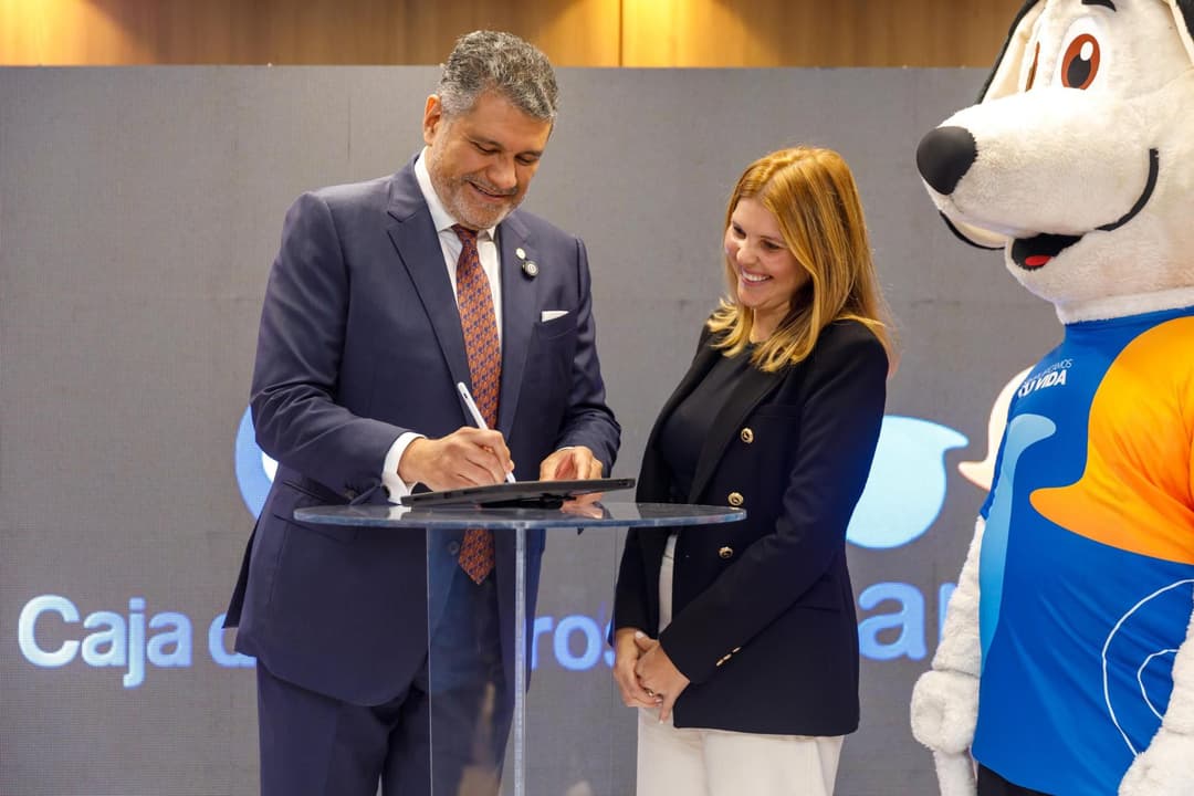 🚀 🔗 Andrés Farrugia impulsa alianza digital entre Caja de Ahorros y Yappy
