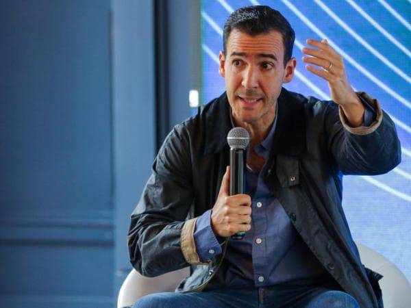 🚀 Simón Borrero (Rappi) insta a emprendedores: 'Hay que saltar al vacío'