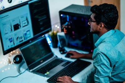 💵  NowVertical anuncia la adquisición de CoreBI