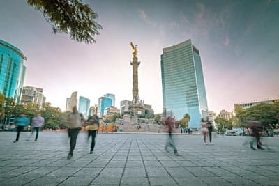 📝Convocatoria: 'Backing LatAm’s Middle Class'