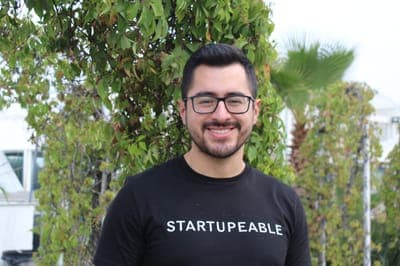 📚Startupeable busca quitar las barreras de acceso al ecosistema de startups de LatAm
