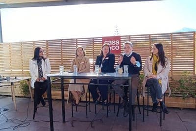 🔬 Lab4U y Co-work CasaCo organizaron evento para impulsar la sostenibilidad en Chile