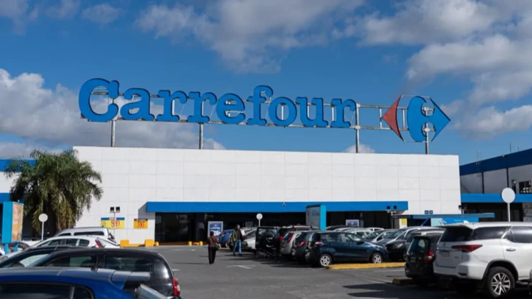 🛒 Carrefour y Uber Eats se alían para potenciar el delivery de supermercados en Argentina