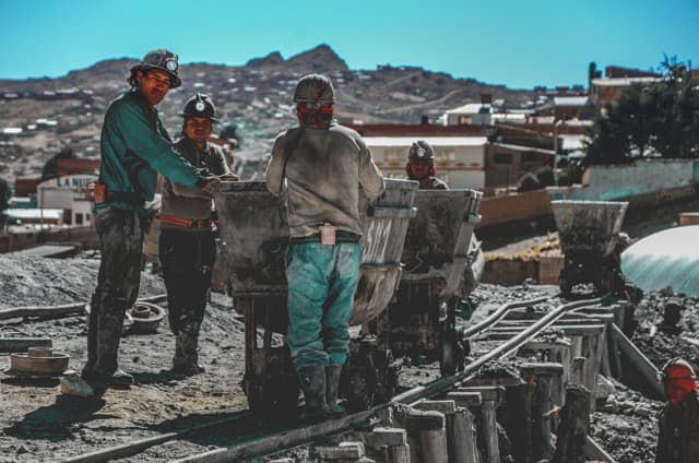🚀 👷♂️ Startup chilena Obralink crea tecnología para localizar mineros en tiempo real