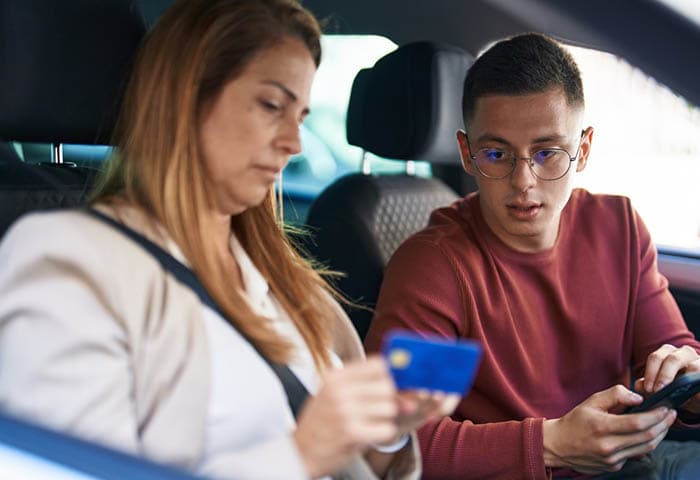 🚀 🚗 inDrive Money celebra su primer año en Colombia