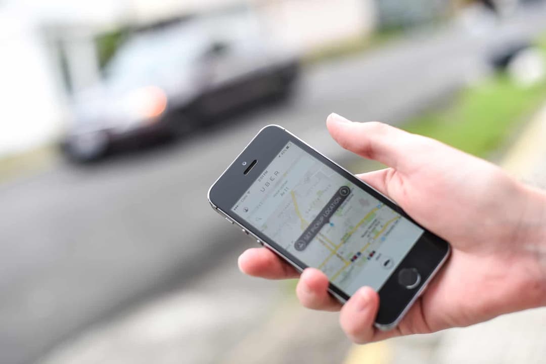 🚀 🚕 Costa Rica busca prohibir Uber en aeropuertos y fijar tarifas mínimas para conductores