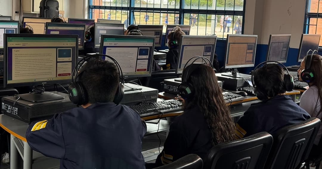 📚 Ticmas impulsa la comprensión lectora con IA y gamificación en escuelas de Colombia