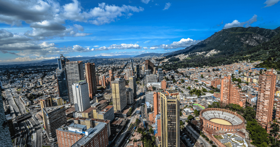 🚀 🇨🇴 Colombia Fintech alerta que gravar pagos por Bre-B frenaría su adopción en Bogotá