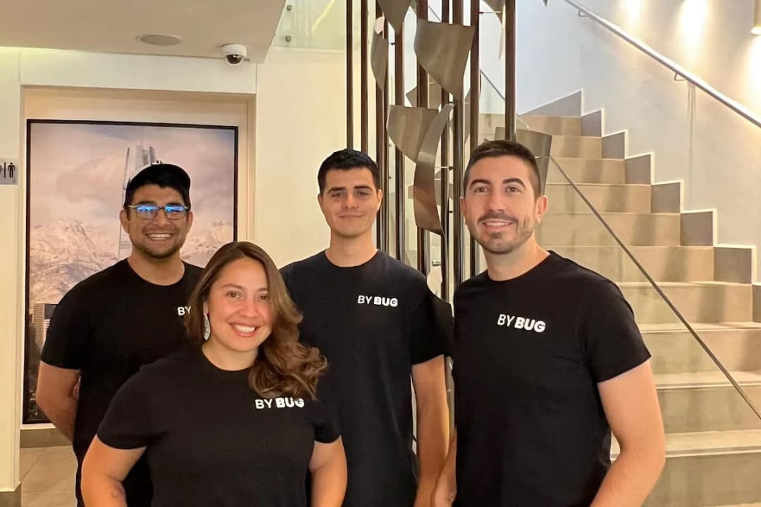 🚀 🦟 Científicos argentinos e investigadores de ByBug logran hito en biotecnología animal