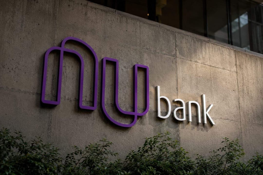 🚀 🏦 Nu Holdings anuncia recompra de acciones por $1,000 millones y enfrenta riesgos crediticios