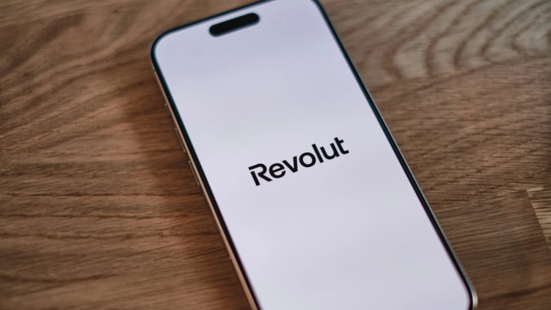 🌎 🏦 Revolut cancela fusión en EE.UU. y busca licencia bancaria independiente