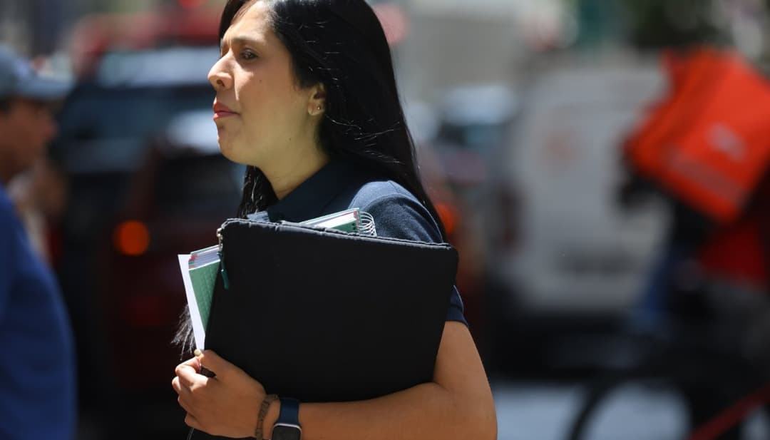 🚀 📊 Buk revela que Chile lidera la brecha salarial de género en la región