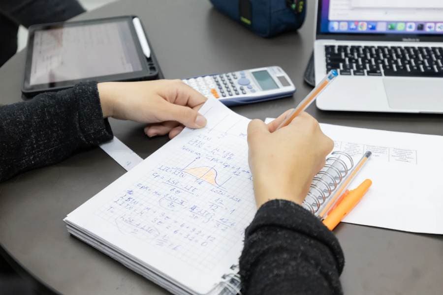 🚀 🎓 IncubaUdeC vincula a 93 estudiantes de ingeniería con 16 emprendimientos chilenos