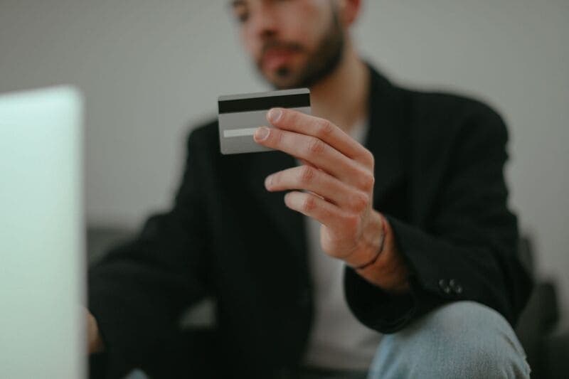 💳 Flow supera los 100 mil comercios activos y consolida su expansión regional