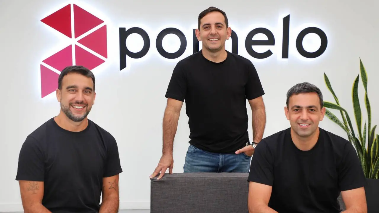 💳 Pomelo lanza tarjeta global y acelera su expansión con IA
