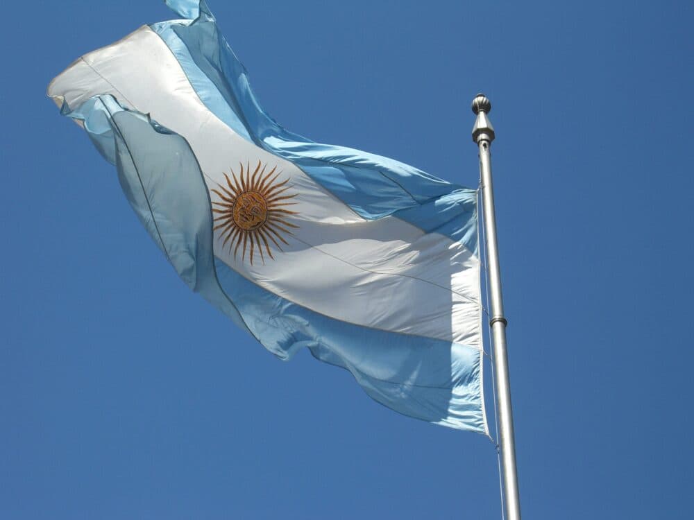 💳 Nexo lanza su tarjeta cripto en Argentina y nombra gerente local