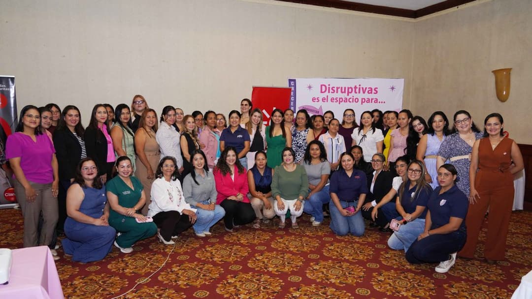 🚀 👩💼 Claro y Disruptivas impulsan formación para emprendedoras en Nicaragua