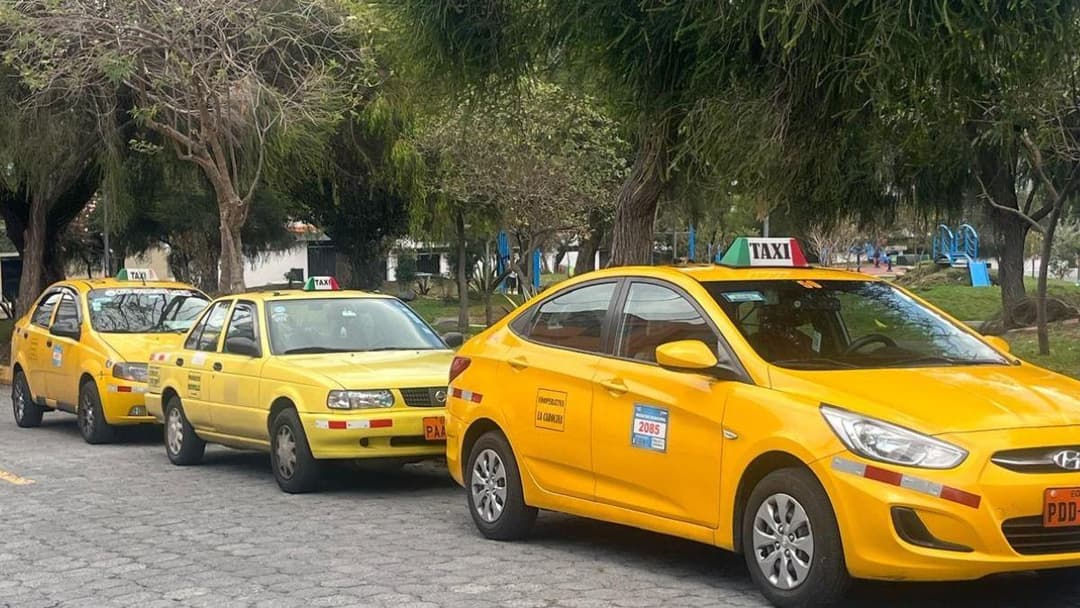 🌎 🚕 Uber lanza Uber Taxi en Quito en alianza con taxistas tradicionales de Ecuador